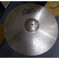 Decent affordable 20" ride cymbal by Paiste.<br />